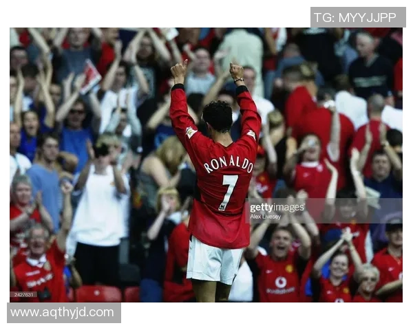 曼联黑人足球明星的精彩瞬间与辉煌成就全景展示